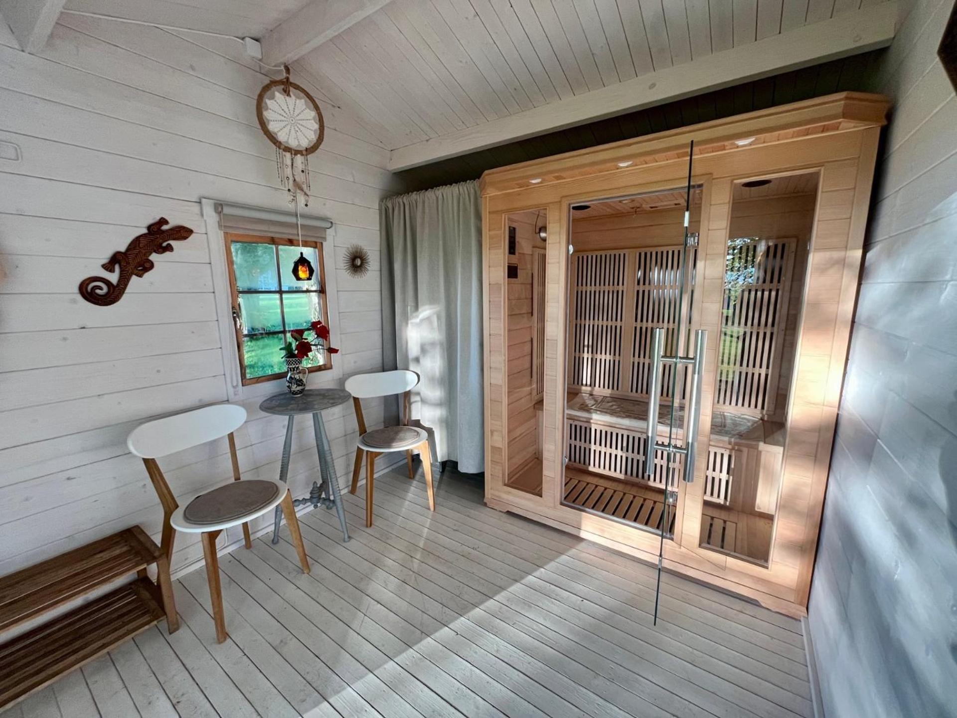 Naturnaera Fritidsboende, Tomtebo - Yintorp Arkelstorp Bagian luar foto